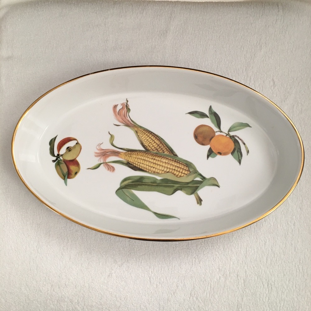 Royal Worcester Evesham Gold 14" Oval Baking Dish